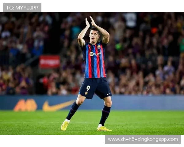 莱万多夫斯基或成转会标王候选，豪门暗潮涌动引发转会震荡