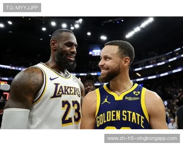 两巨星对决：詹姆斯与库里谁更出色？，詹姆斯和库里谁的地位会更高