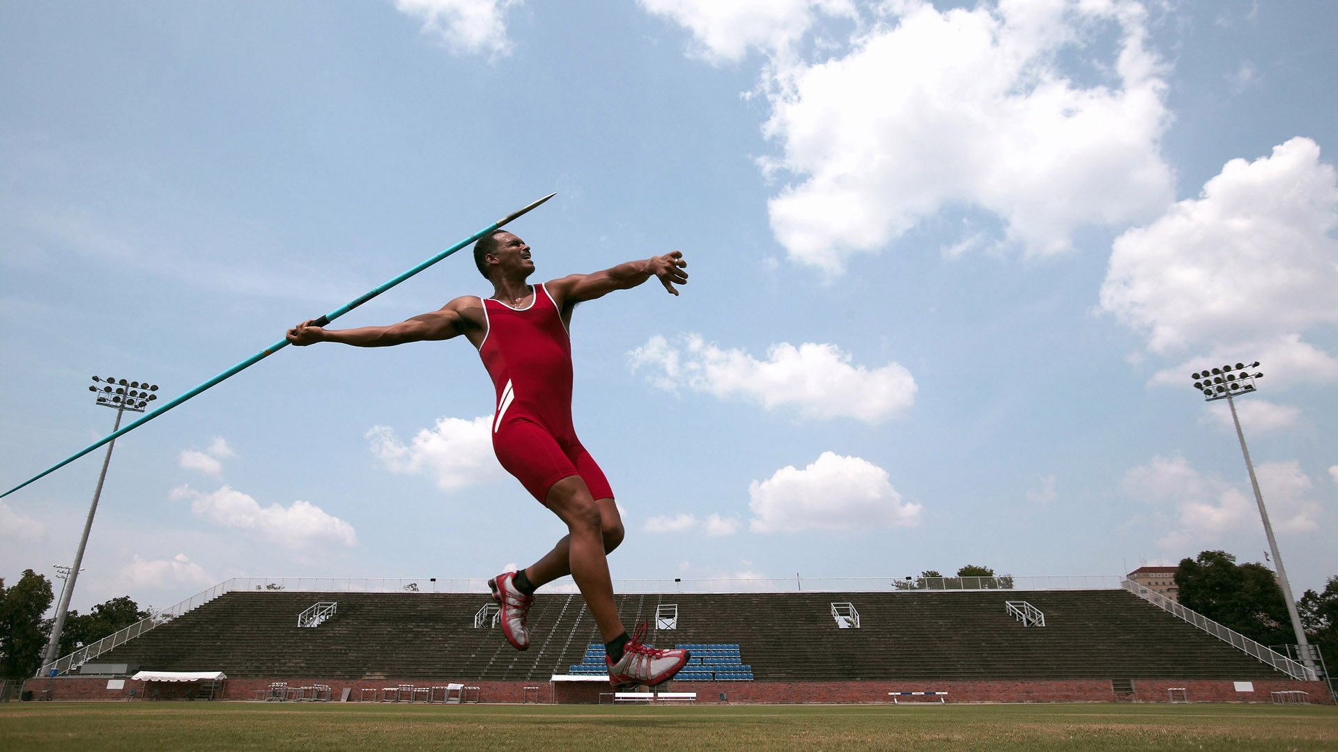星空体育全站-该项目选手换气节奏调整成效显著